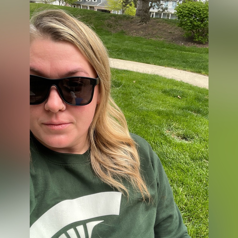 Meet your Posher, Meg